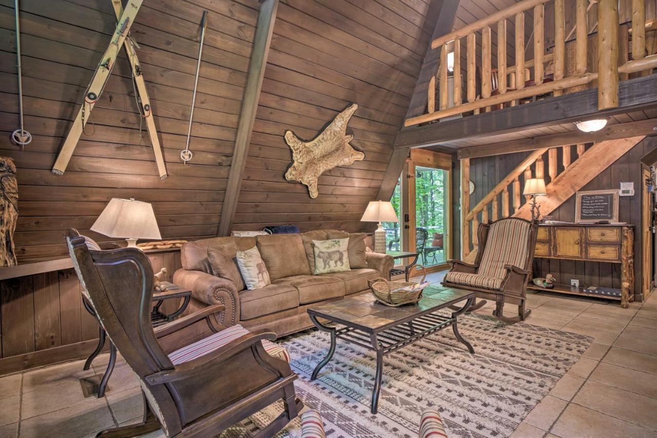Snuggle Inn In The Heart Of Chalet Village! ガトリンバーグ エクステリア 写真