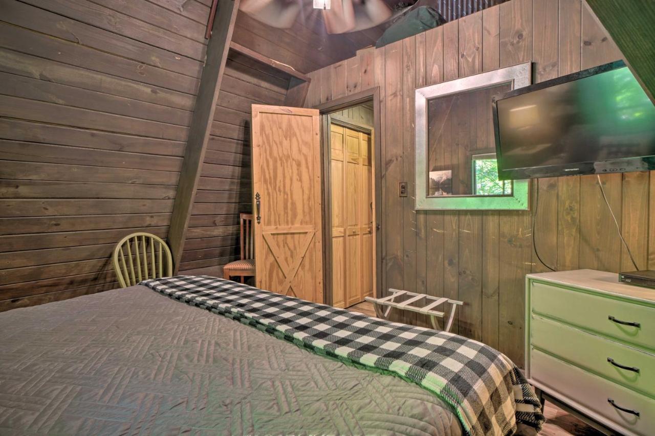 Snuggle Inn In The Heart Of Chalet Village! ガトリンバーグ エクステリア 写真