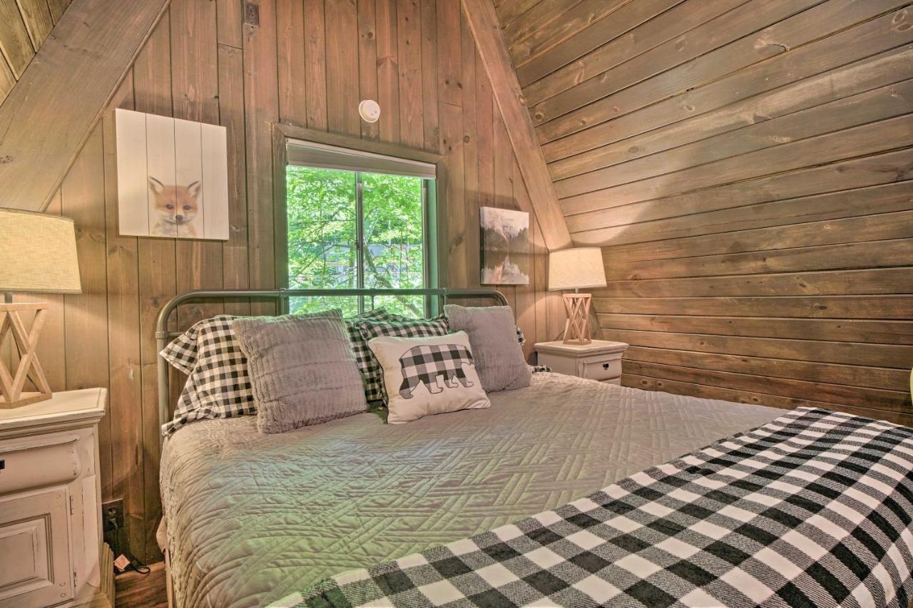 Snuggle Inn In The Heart Of Chalet Village! ガトリンバーグ エクステリア 写真