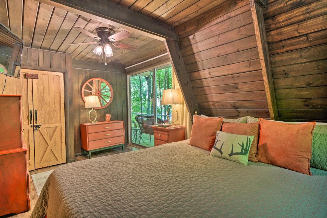 Snuggle Inn In The Heart Of Chalet Village! ガトリンバーグ エクステリア 写真